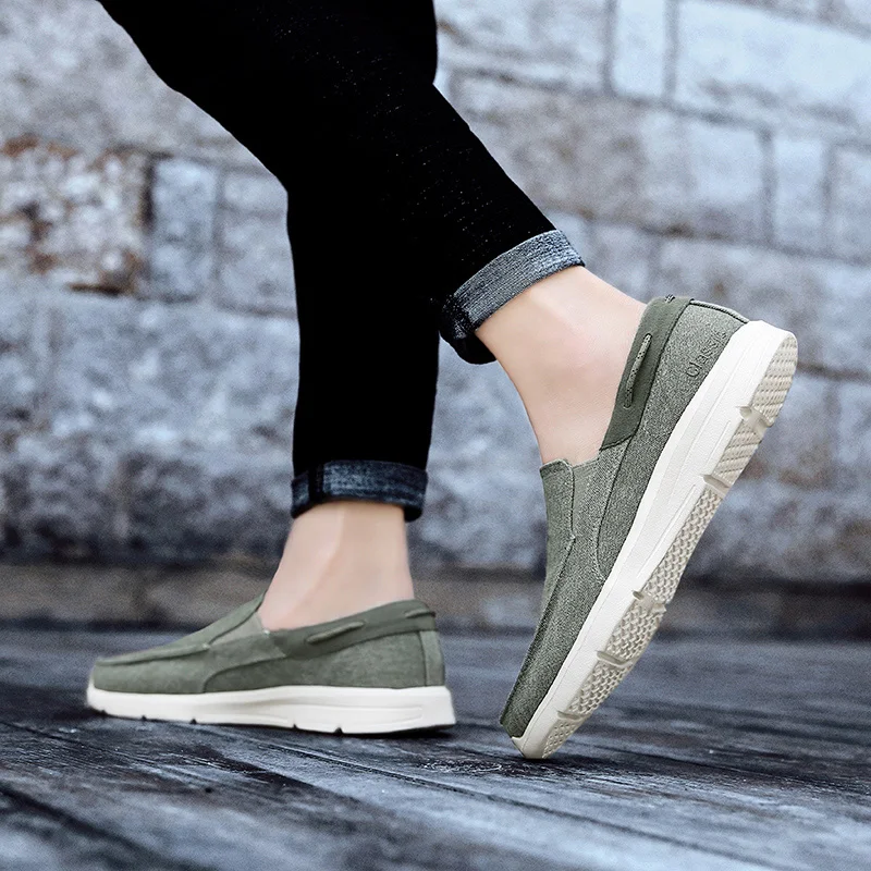 Men Casual Canvas Shoes Loafers Breathable Slip on Flats Vulcanized Shoes Driving Plus Size 46 Walking