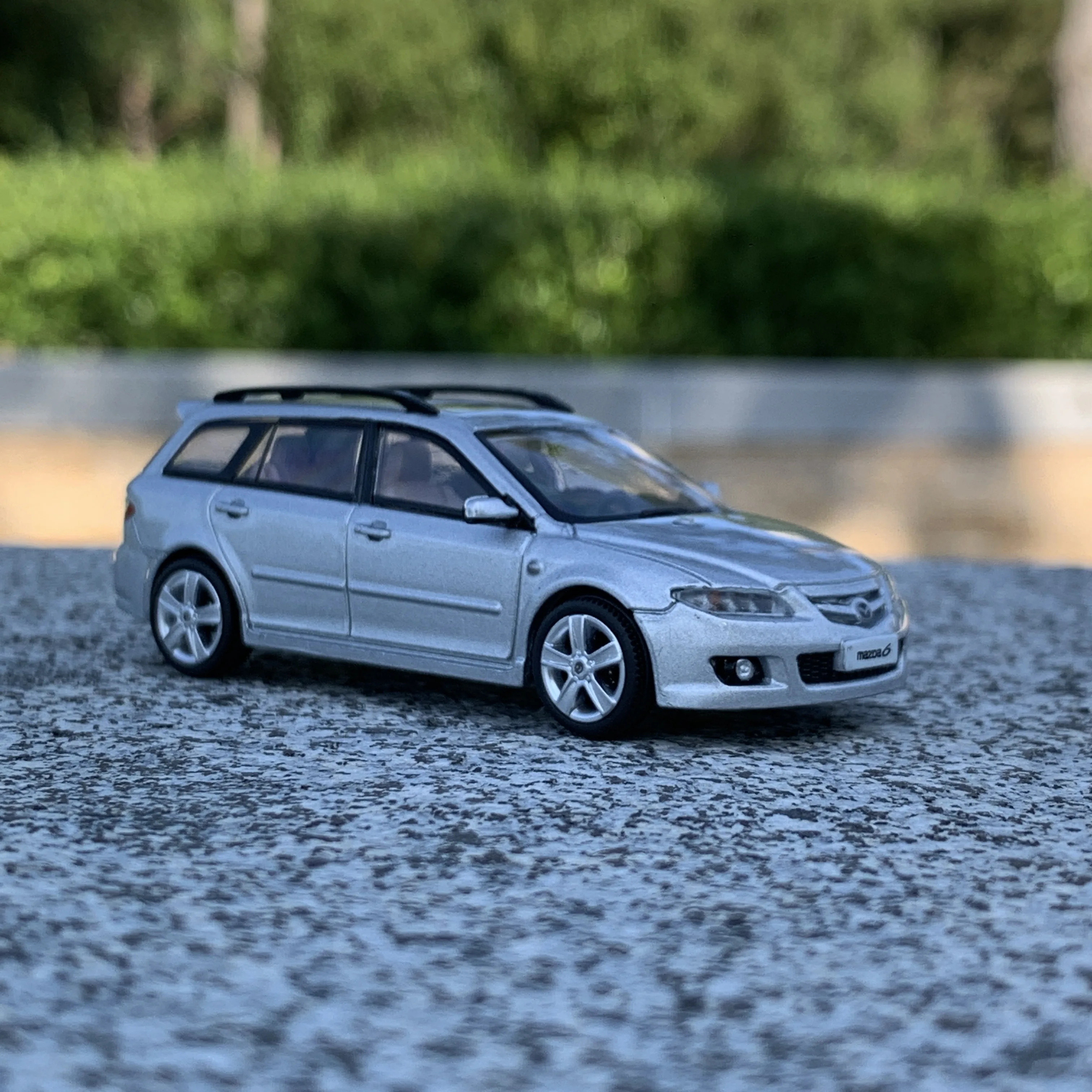 Xcartoys 1/64 Mazda 6 Wagon Model Car Collection