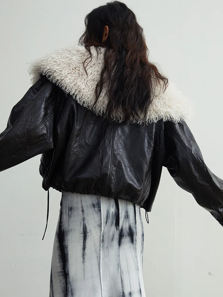 [EAM] Black Big Size PU Leather Jacket New Removable Fur Collar Long Sleeve Women Coat Fashion Tide Spring Autumn 2026 1DH2121