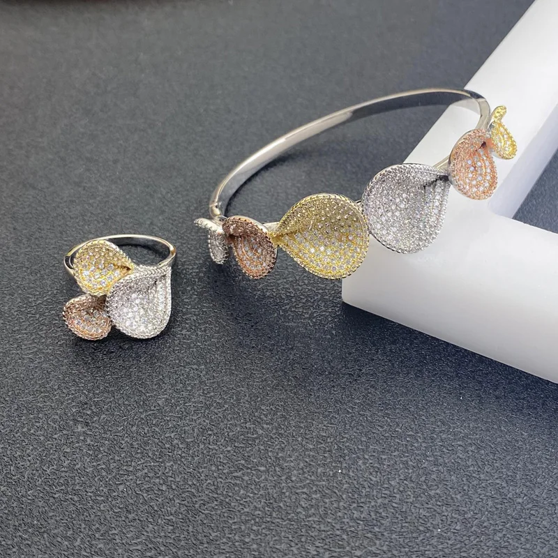 

Lanyika Fashion Jewelry Bangle With Ring Micro Plated Graceful Romantic Petal For Women Party Banquet Daily Best Gift