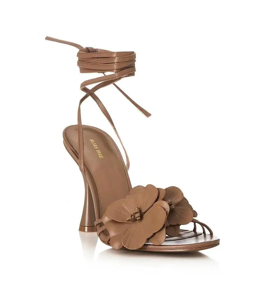 ALIAS MAE 2025 Summer New Product Leather Handmade Women's Flower