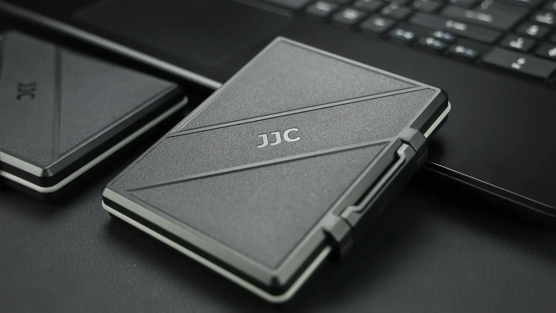 K&F CONCEPT Scatola Porta Memory Card Impermeabile e Antiurto, 12 Slot K&F CONCEPT Scatola Porta Memory Card Impermeabile e Antiurto, 12 Slot