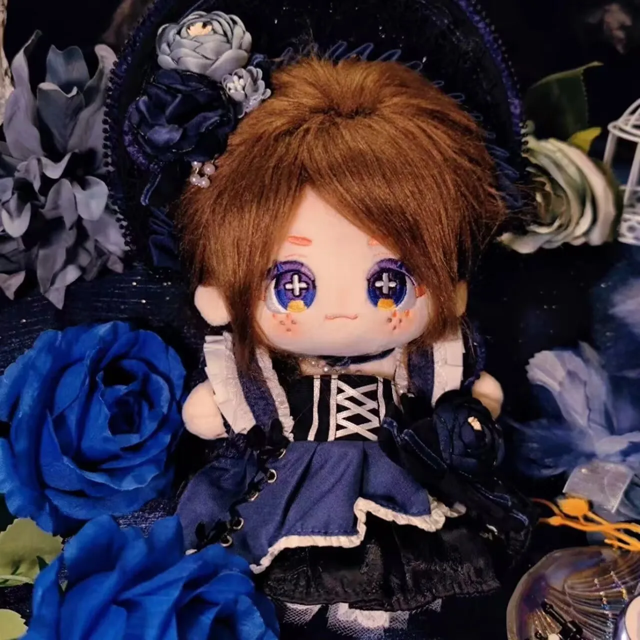 

Identity ⅤEmma Woods Gardener Anime Game Cosplay 20CM Soft Plush Stuffed Body Dress Up Clothes Plushie Xmas Gift