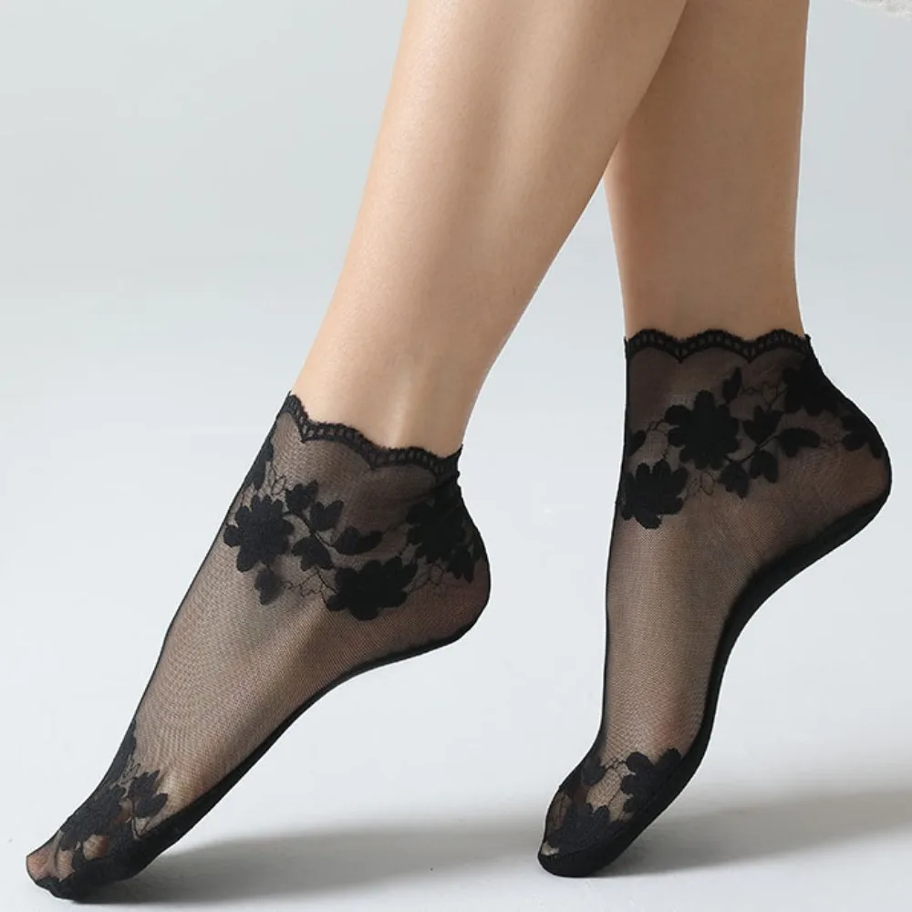 Breathable Boat Socks 2024 Hygroscopic Invisible Lace Socks Low Cut Non-slip Cotton Hosiery Women