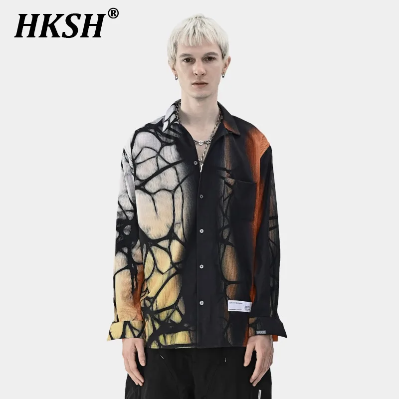 

HKSH Spring Summer New Men's Tide Punk Full Printed Shirt Loose Non Ironing Drape Long Sleeve Hip Hop Chic Fashion Shirts HK1431