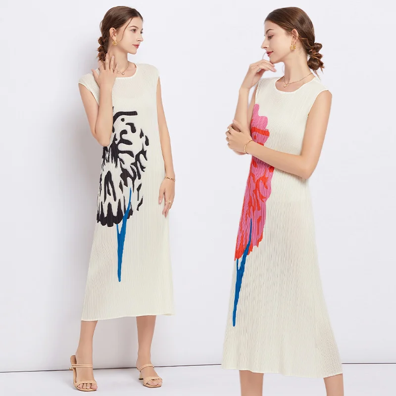 

Платье-жилет Женское Плиссированное с круглым вырезом, без рукавов