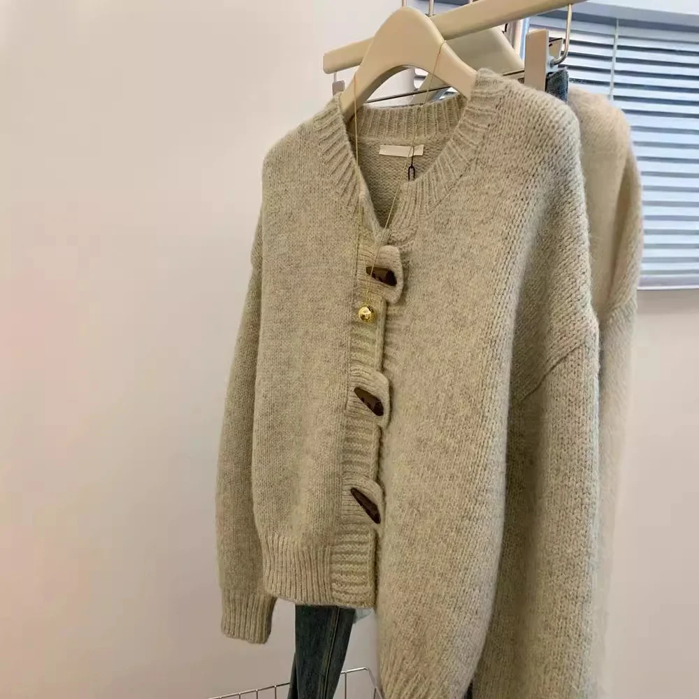 2024 Korean Vintage Fashion New button knitted cardigan women's autumn and winter slim soft Cardigans sweater women clothes 4
