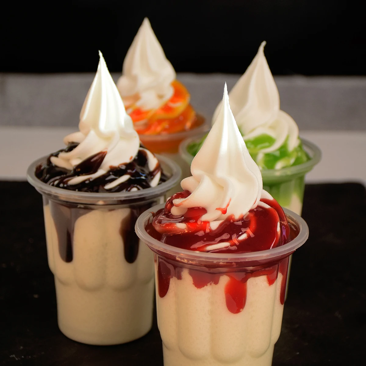 Simulation sundae props 1:1 cup syrup ice Cream model Artificial fruit sample model fake food for Decoration Window Display