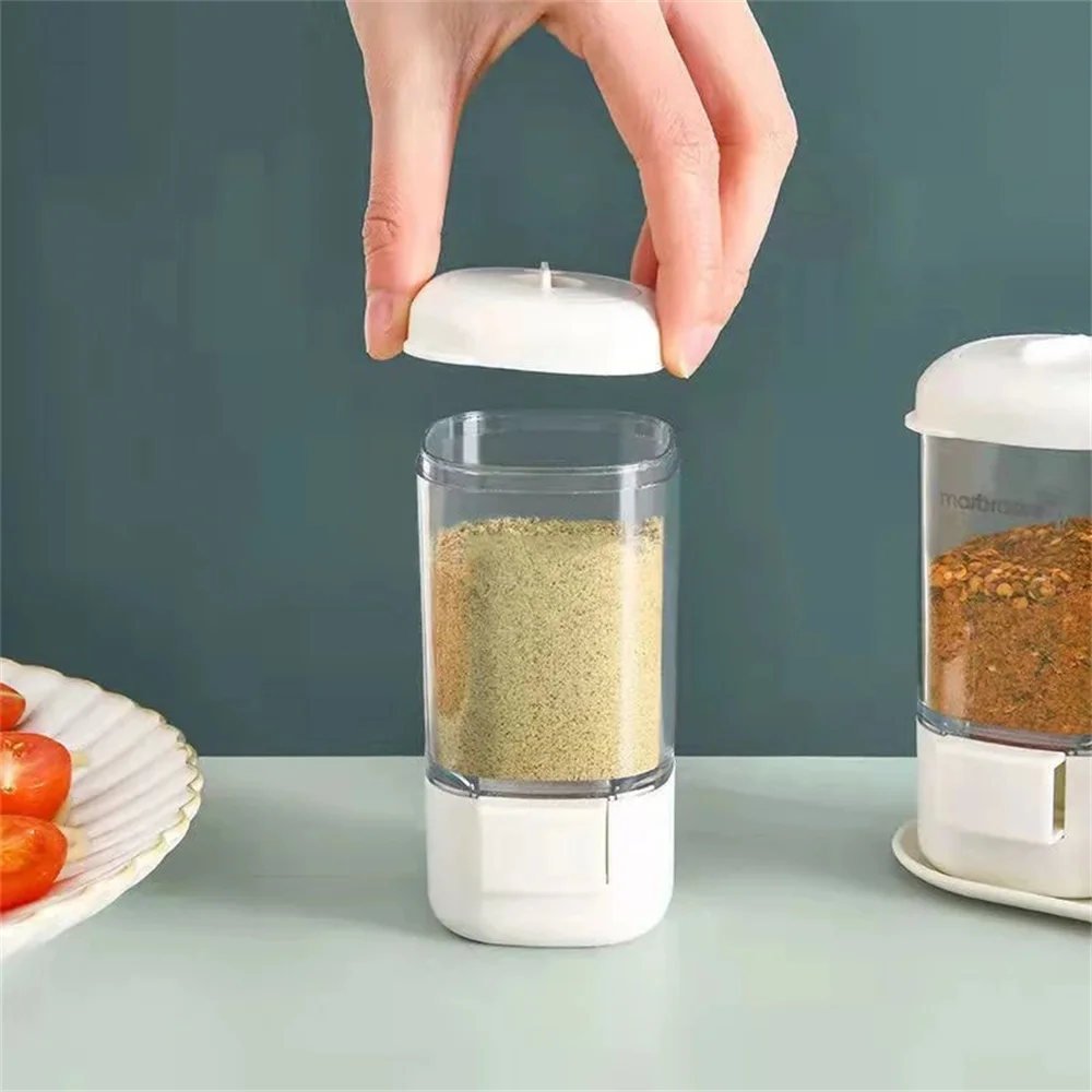 Salt shaker stoppers Press-Type Quantitative Salt Shaker Each Press 2g Clear Seasoning Bottle 140ml Sealed Design Moisture Proof Dustproof