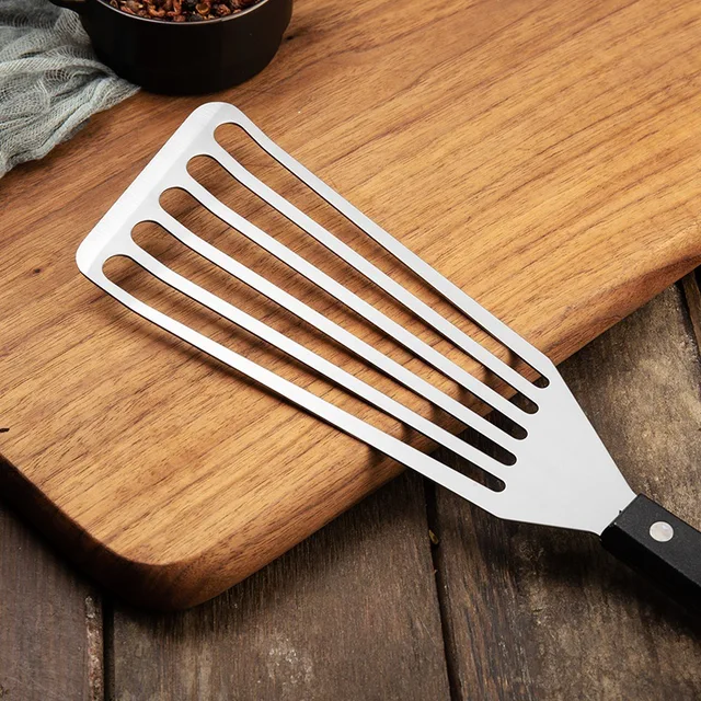 Spatule à poisson et retourneur de Steak en acier inoxydable, spatule à frire domestique avec trous de Drainage, ustensile de cuisine 1
