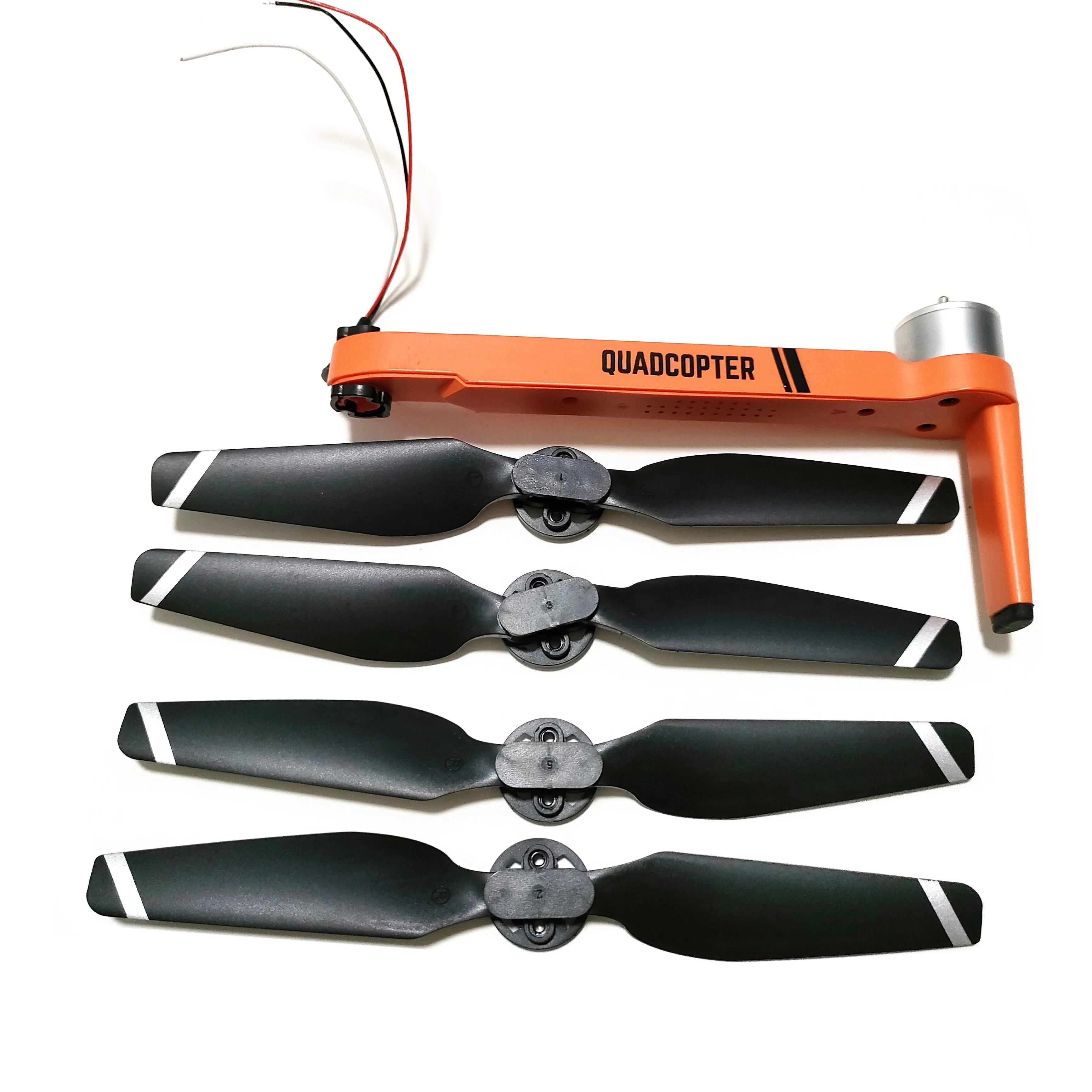 

Передний левый бесщеточный рычаг двигателя A + 4 шт. пропеллеров складное лезвие оригинальные запасные части для KF102 складной Дрон GPS RC Квадрокоптер