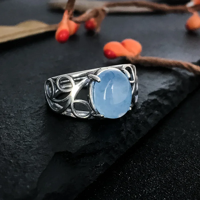 Elegant Green Jade Gemstone Silver Ring - Vintage Style Women's Fine Jewelry