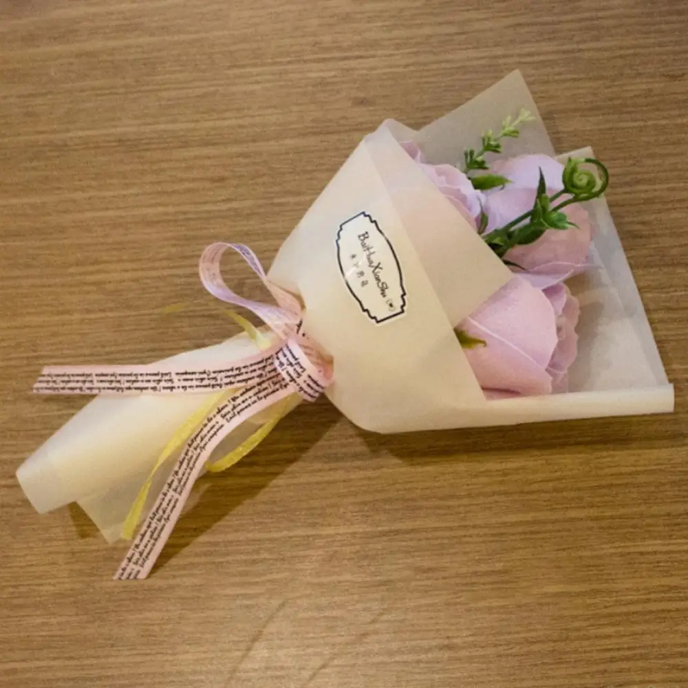 1PC 3 Heads Artificial Rose Bouquet Hand Holding Soap Flower Artificial Flowers Women/Men Valentine Day Gift Wedding Decoration