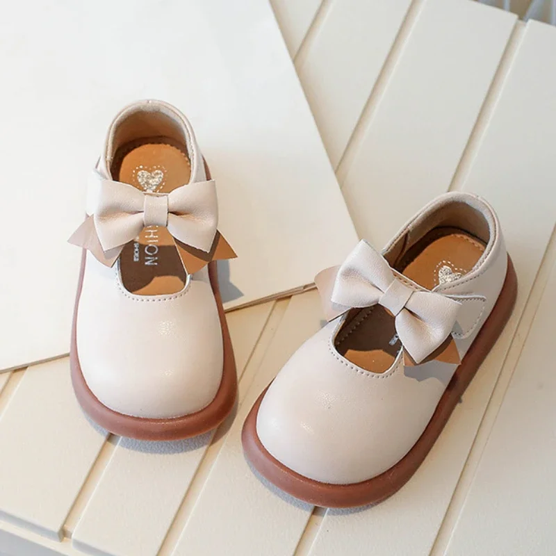 

Кожаные туфли для девочек, демисезонные детские Туфли Мэри Джейн, модные детские повседневные туфли на плоской подошве с мягкой подошвой и бантом, 2024