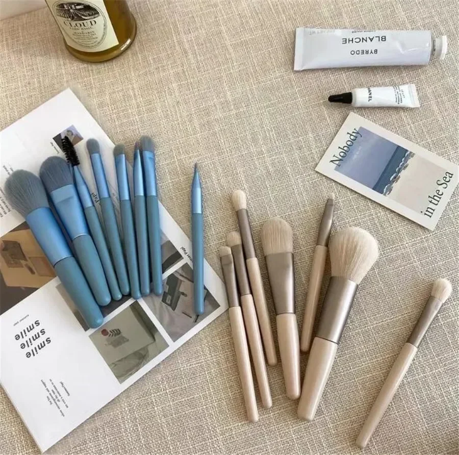 New 8Pcs Makeup Brush Set Makeup Concealer Brush Blush Loose Powder Brush Eye Shadow Highlighter Foundation Brush Beauty