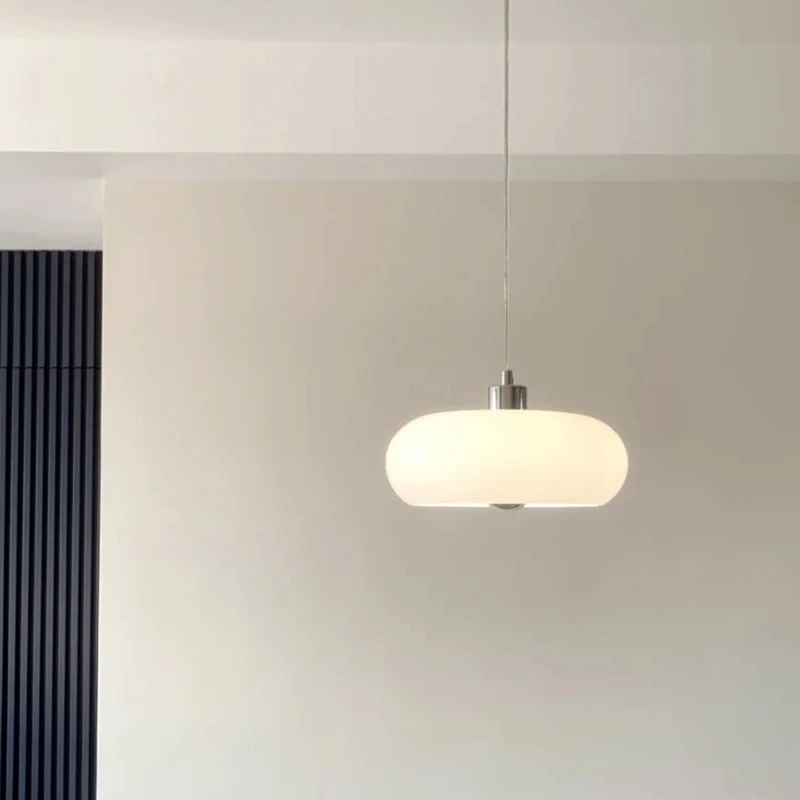 

Restaurant chandelier modern Nordic retro bar B&B bedroom bedside lamp Antique cream style restaurant lamp