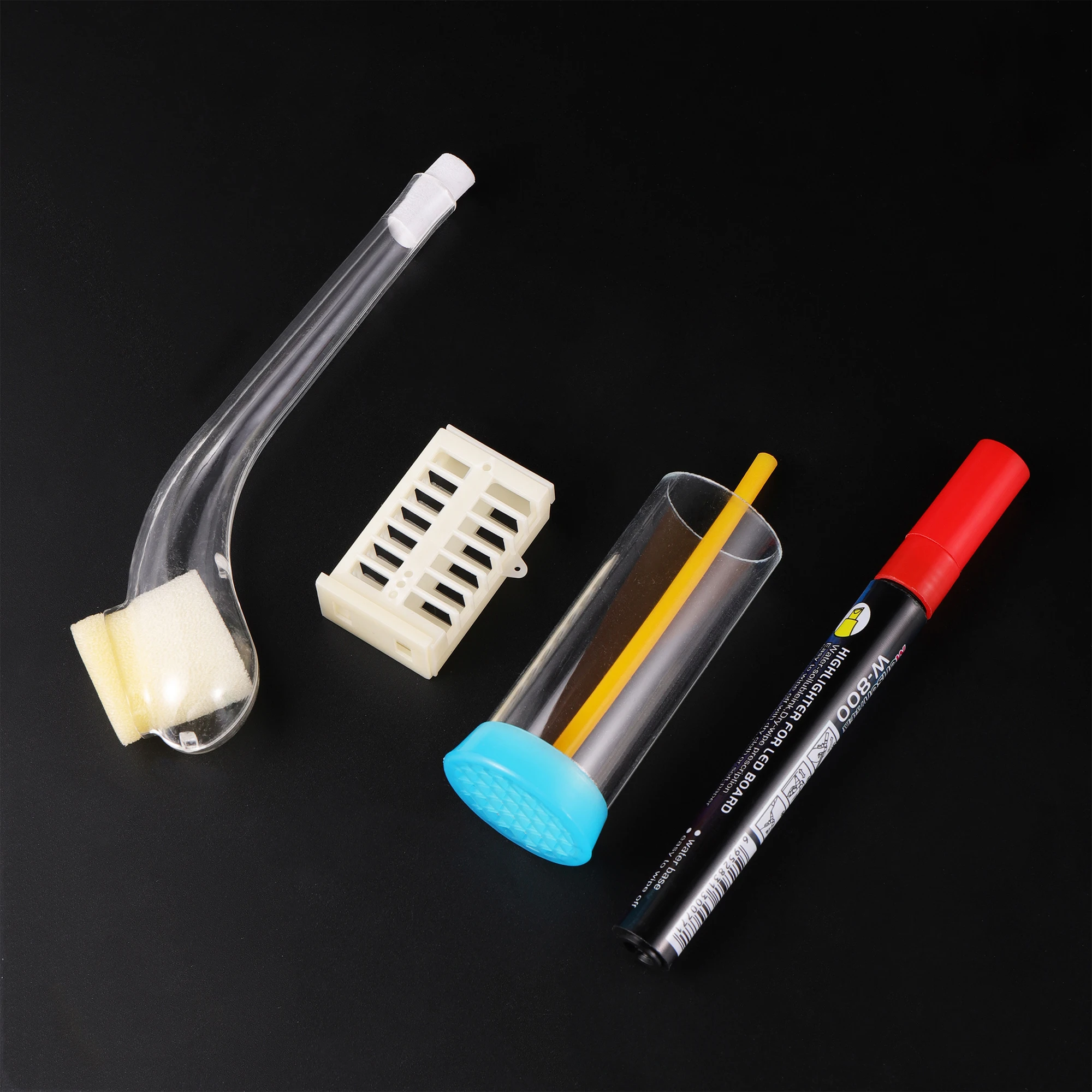 Queen Bee Marker Bottle with 8 Color Markers Beekeeping Tools Highlighter Marker Beekeeping Set Queen Bee Set