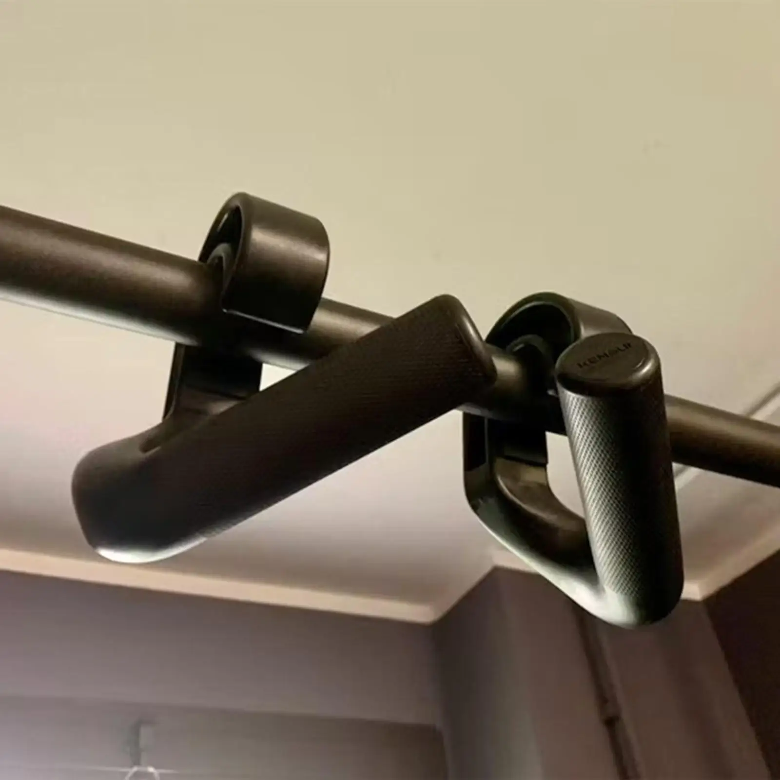 Gym Pull Accessories 2 Pieces Pull up Bar Handles Cable Machine Handles for Dumbbell Workout Home