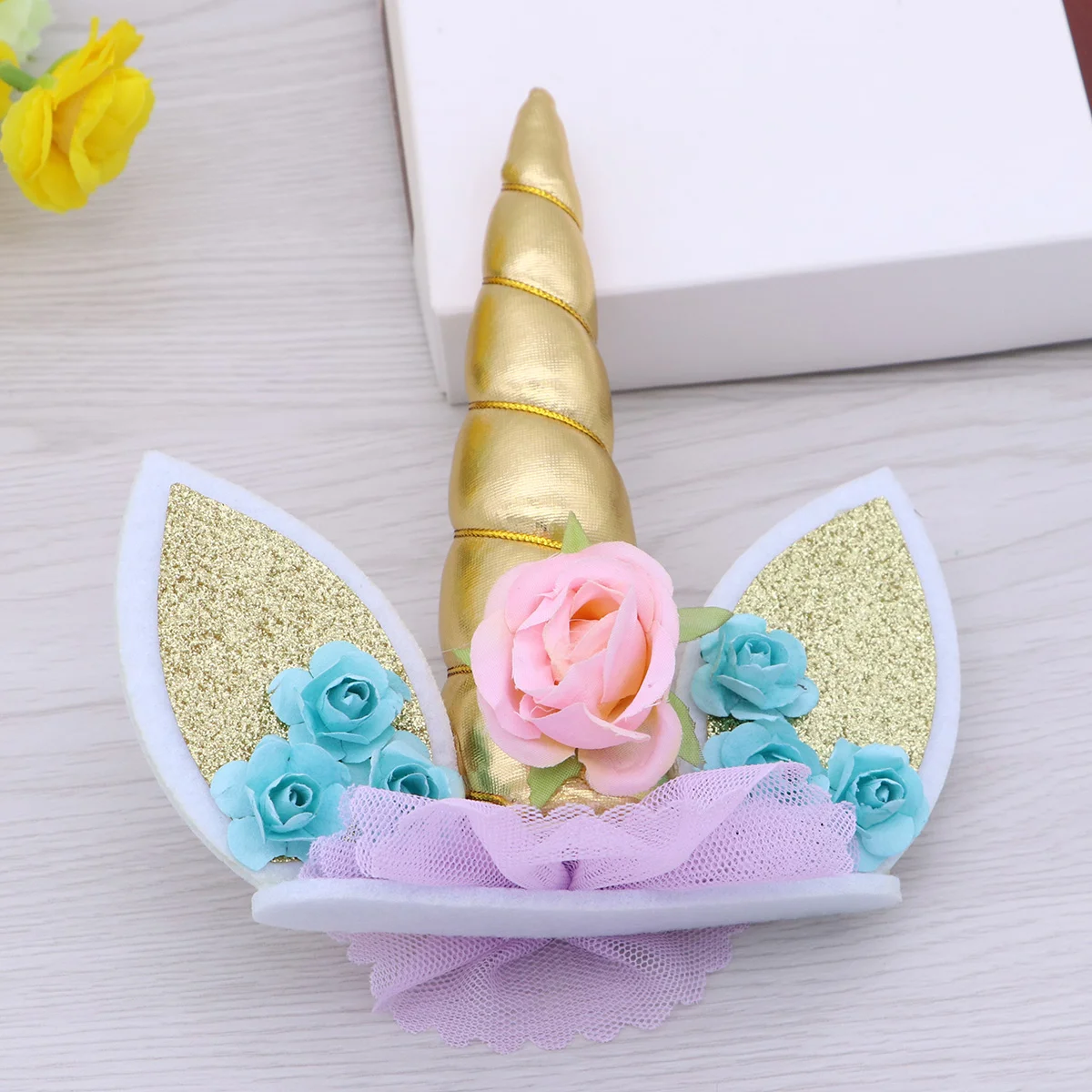 

Unicorn Cake Topper with Flower Decorative Cake Decoration Party Supplies for Birthday Baby Shower Unicorn Theme Party (Golden)