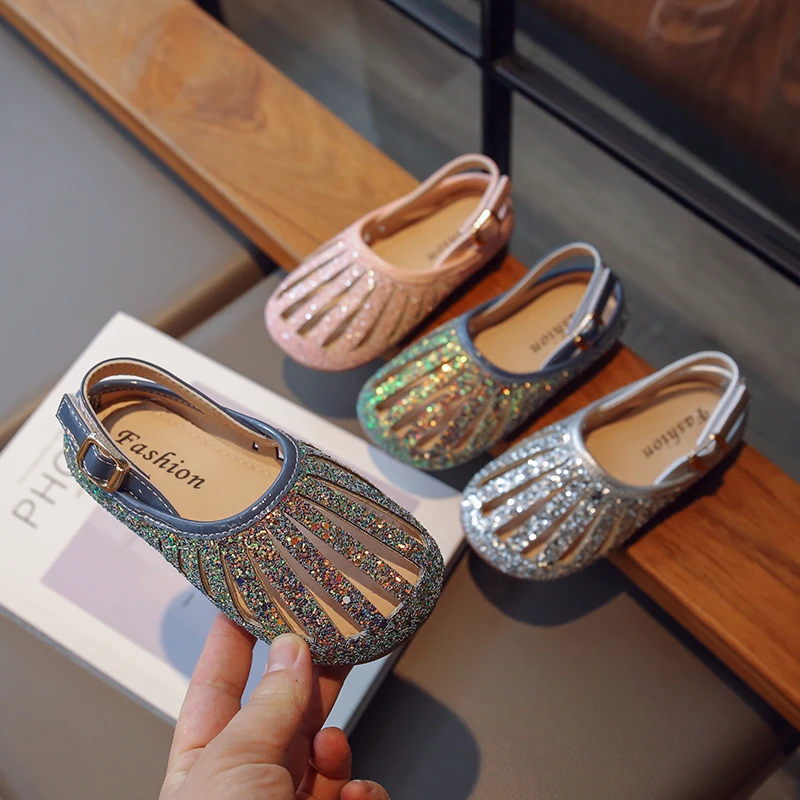 

Girls Hollow Leather Sandals Children Square-toe Sequins Shoes Japanese Style Soft Fashion Kids Summer Beach Shoes Simple Chic
