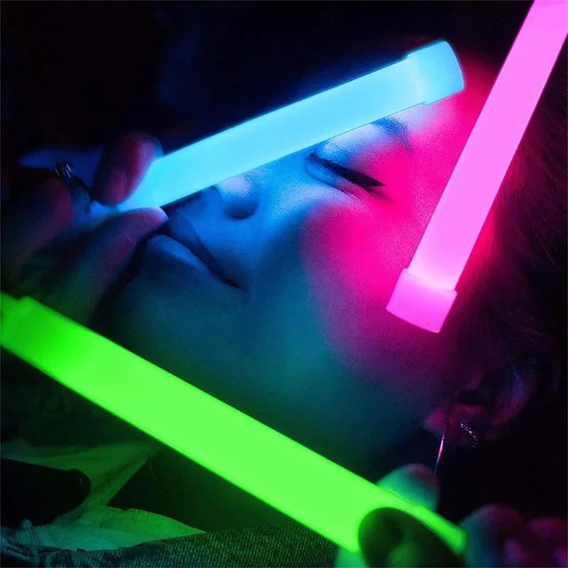 6 inch Glow Sticks with Hook Fluorescence Light Hiking Camping Outdoor Emergency Concert Party Light Sticks Festival supplies