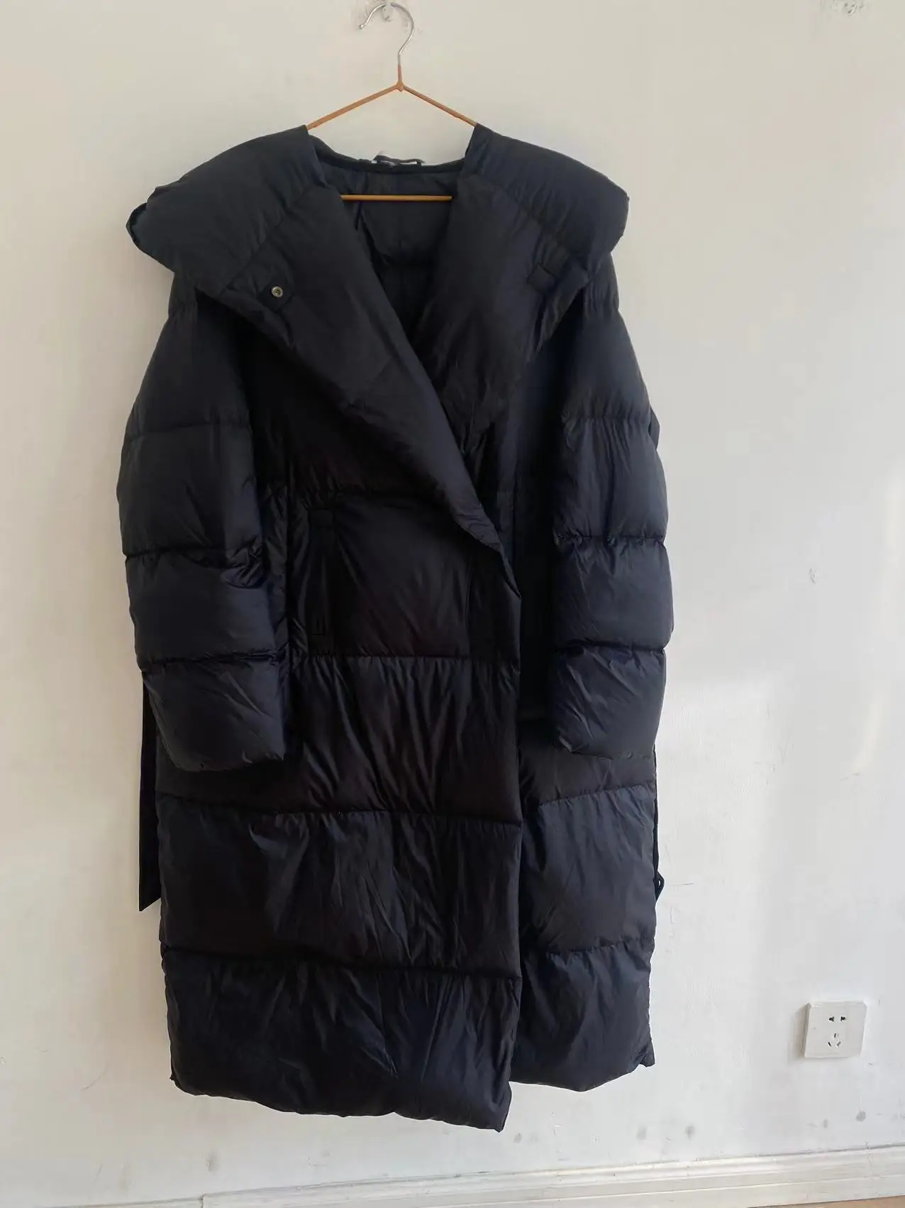 2023 Winter Women’s Clothing Large shawl extra long down jacket knee-high thick white goose down jacket 0218