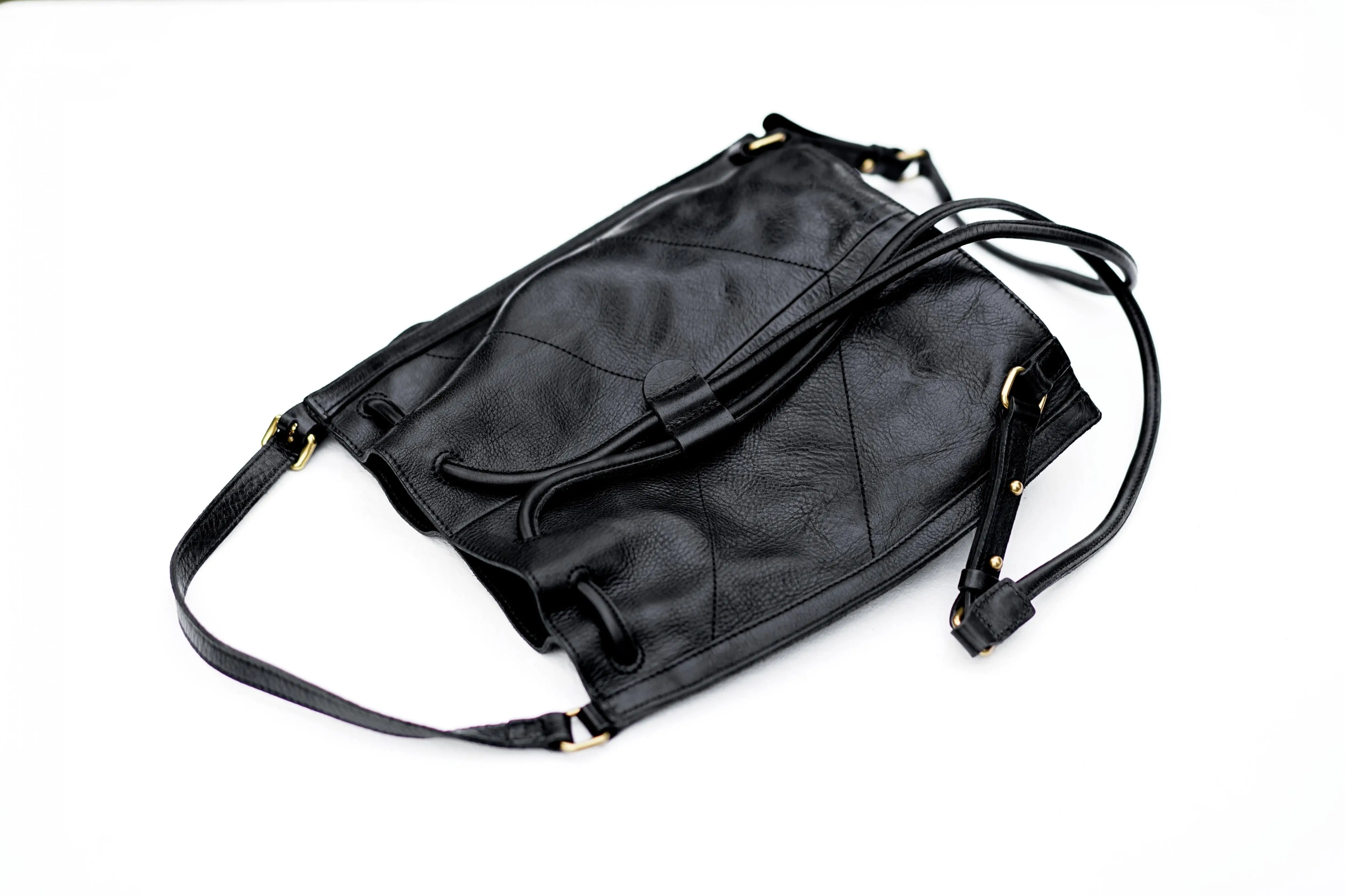 Vintage-Organizer Designer handgefertigte Damenrucksäcke aus echtem Leder Outdoor-Reisen Luxus-Damenrucksack aus echtem Rindsleder – Detail 32
