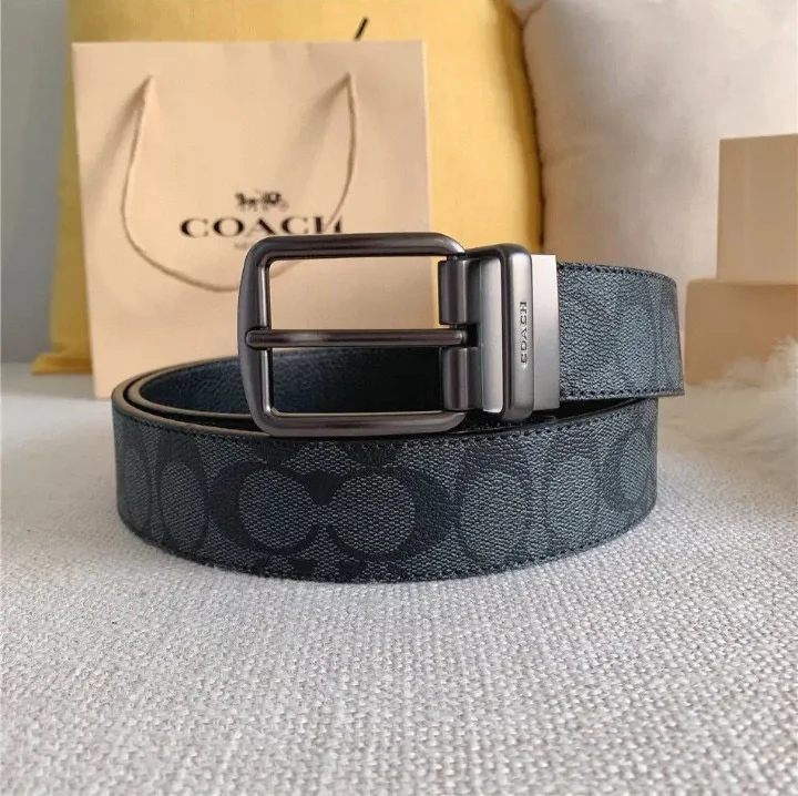 

NEW With box Fashion Classic Men Designers Belts Womens Mens Casual Letter Smooth Buckle Belt L045