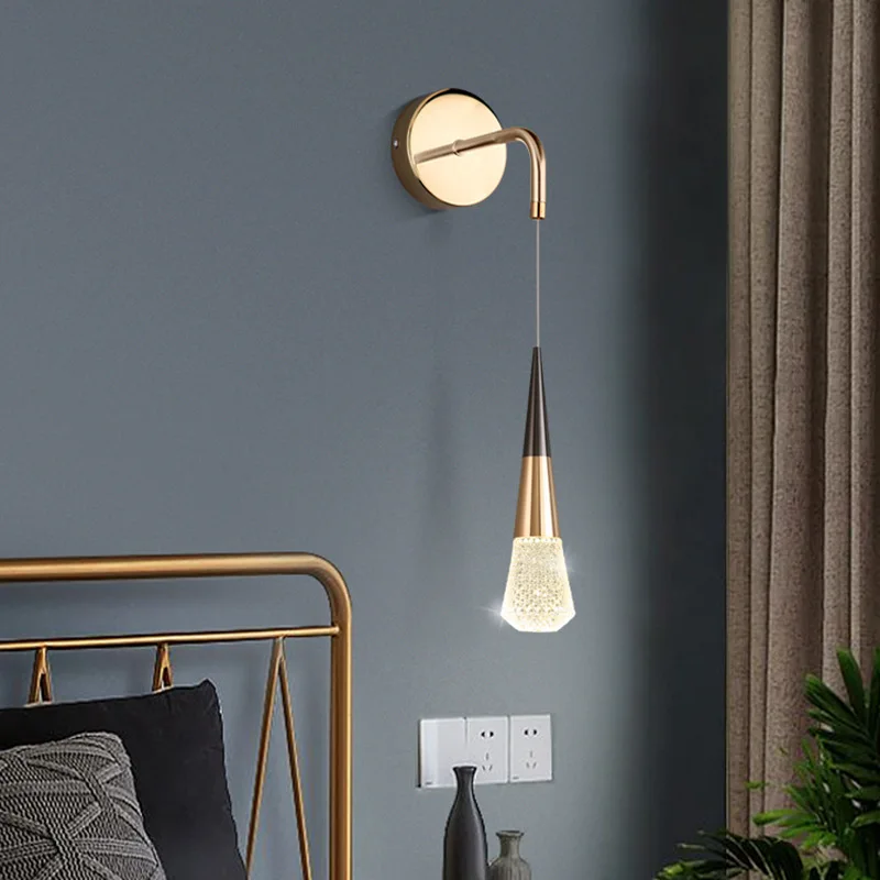 

Роскошный Постмодернистский настенный светильник, настенный минималистический прикроватный светильник с кристаллами для спальни, гостиной, коридора, телевизора