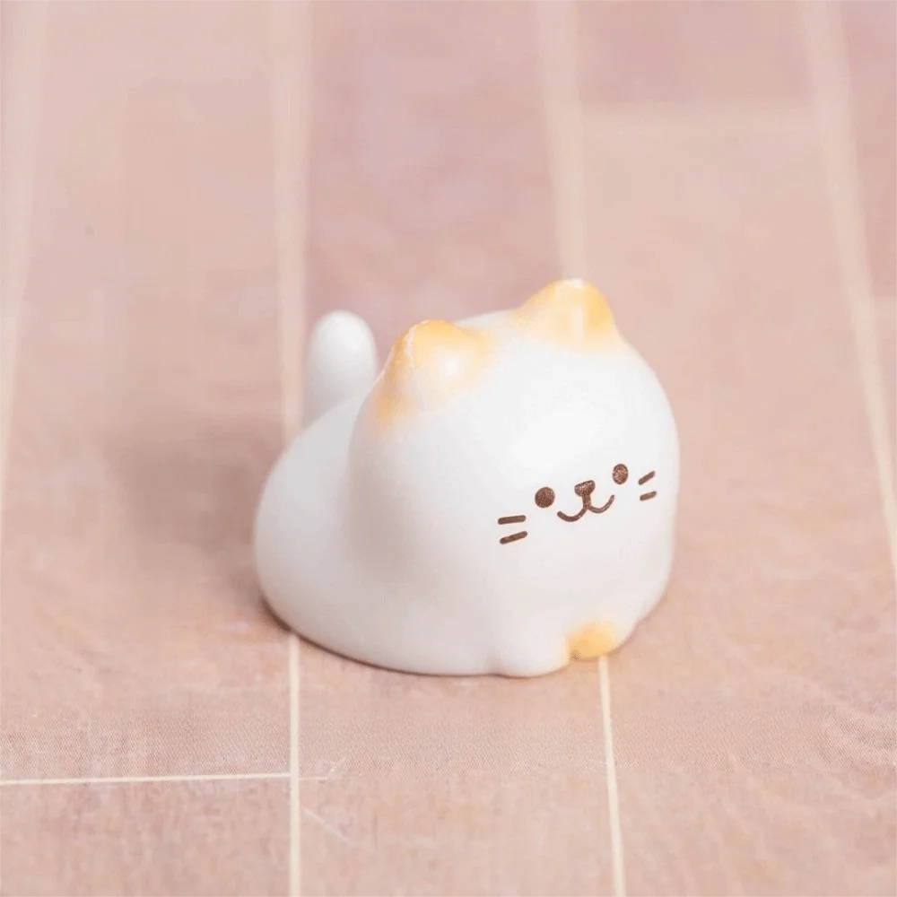 Charming DIY Cartoon Cat Resin Miniature Desktop Figurine Decor