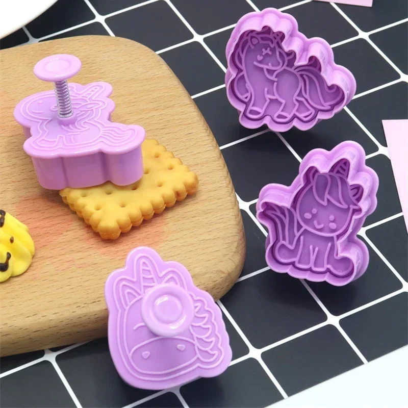 Cake Cookie Paw Patrol Cutters Plastic DIY 3D Baking Mould Cookies Cutter Set Cartoon Puppy Biscuit Baking Tool Decoration Tools