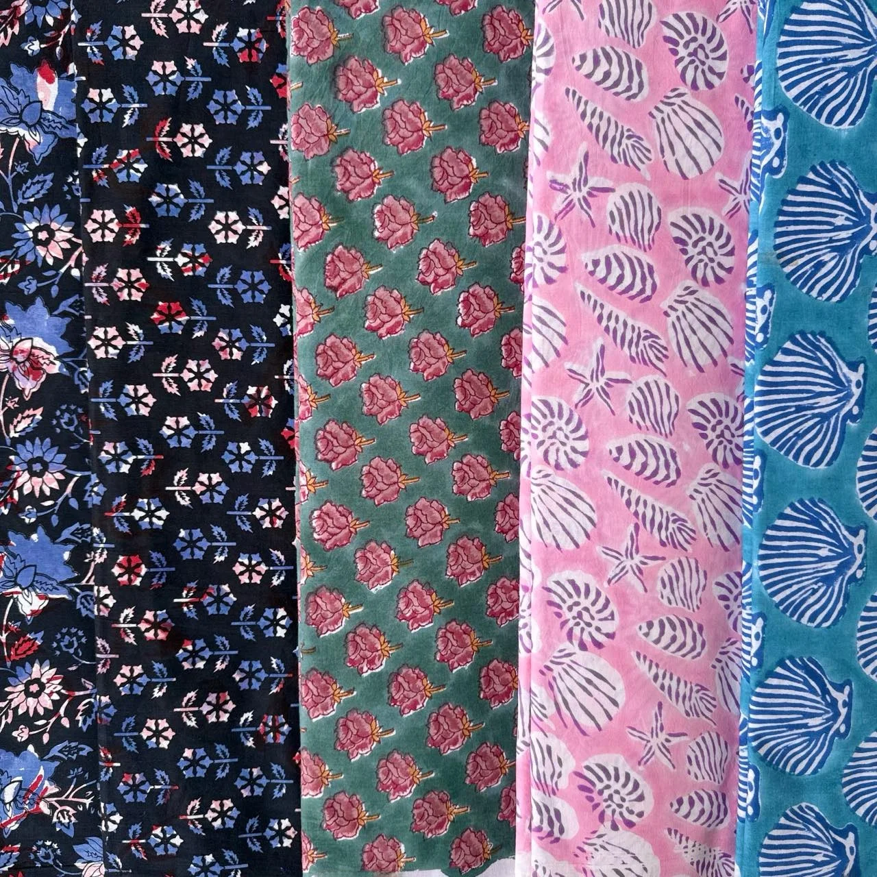 Hand-Embroidered Plant-Dyed Long-Staple Cotton Fabric Home Textiles Clothing Bag Indian Hand-Engraved Printing Cotton Fabric - 3