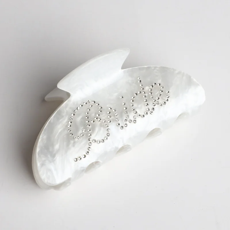 Glitzernde Strass-Haarspangen mit Braut-Schriftzug für Hochzeit, Brautparty, Junggesellinnenabschied, Dekoration und Geschenk – Detail 7