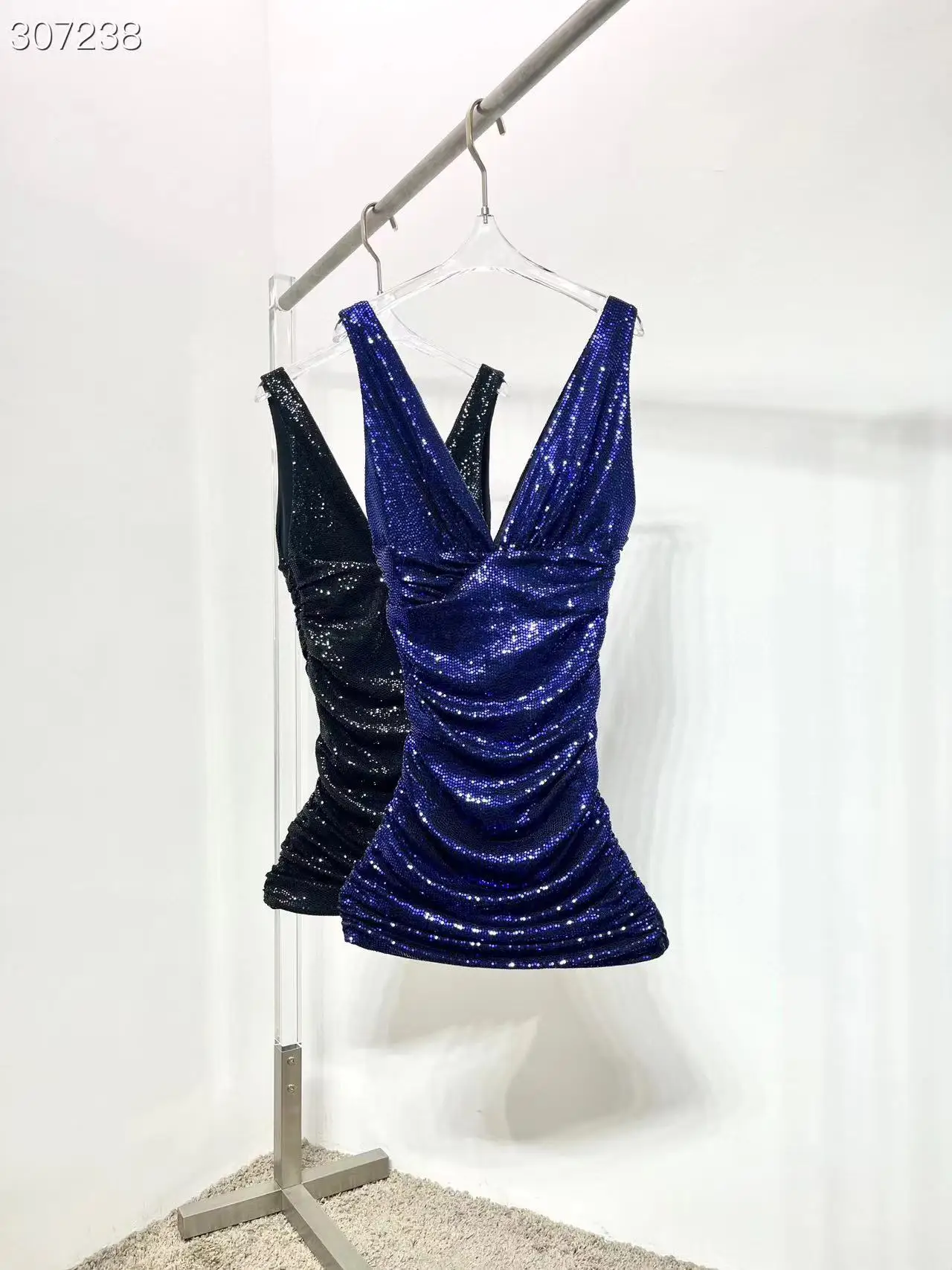 

High Quality 2023 Summer Women Fashion Runway Holiday Minik Dress Ladies Slim Hot Sale Sequins V-Neck Sleeveless Dresses