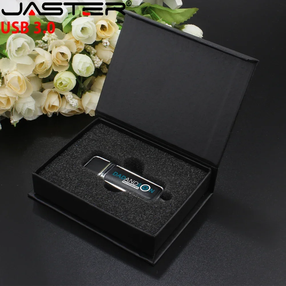 thumbnail image 4 of Memoria USB de regalo de alta gama JASTER de 128 GB 3.0 de cuero negro, memoria USB de 64 GB, memoria USB de 32 GB, caja de cartón, logotipo de REGALO, regalos de boda, 4 of 5