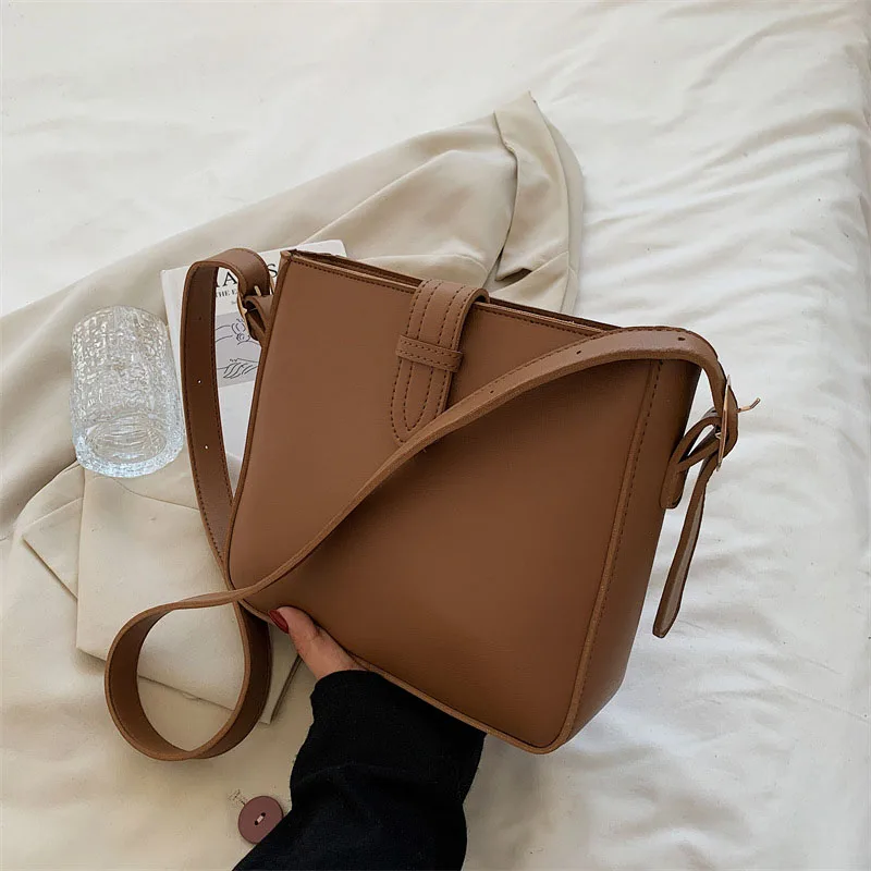 New Elegant Fashion Women's Mini Crossbody Bag PU Leather Messenger Bag Zipper Handbag Purse Summer Travel Bag for Female Flaps