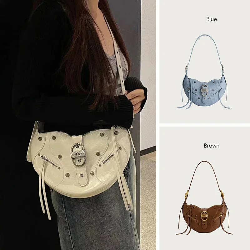 حقيبة كروس كرواسون من الجلد الشمعي من JW PEI - حقي...