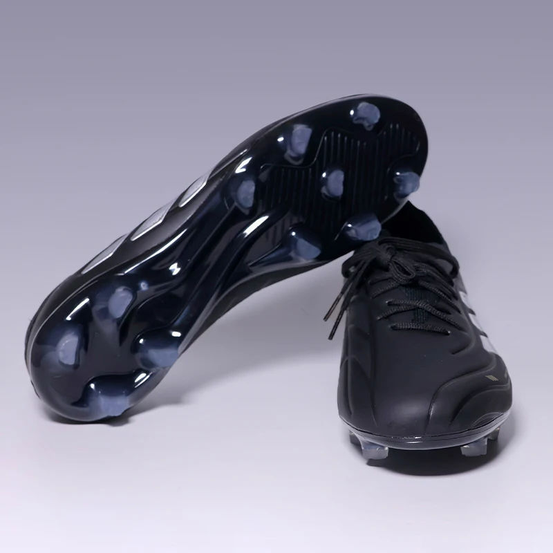 H-8523 جودة عالية رجالي عدم الانزلاق أحذية كرة الق...