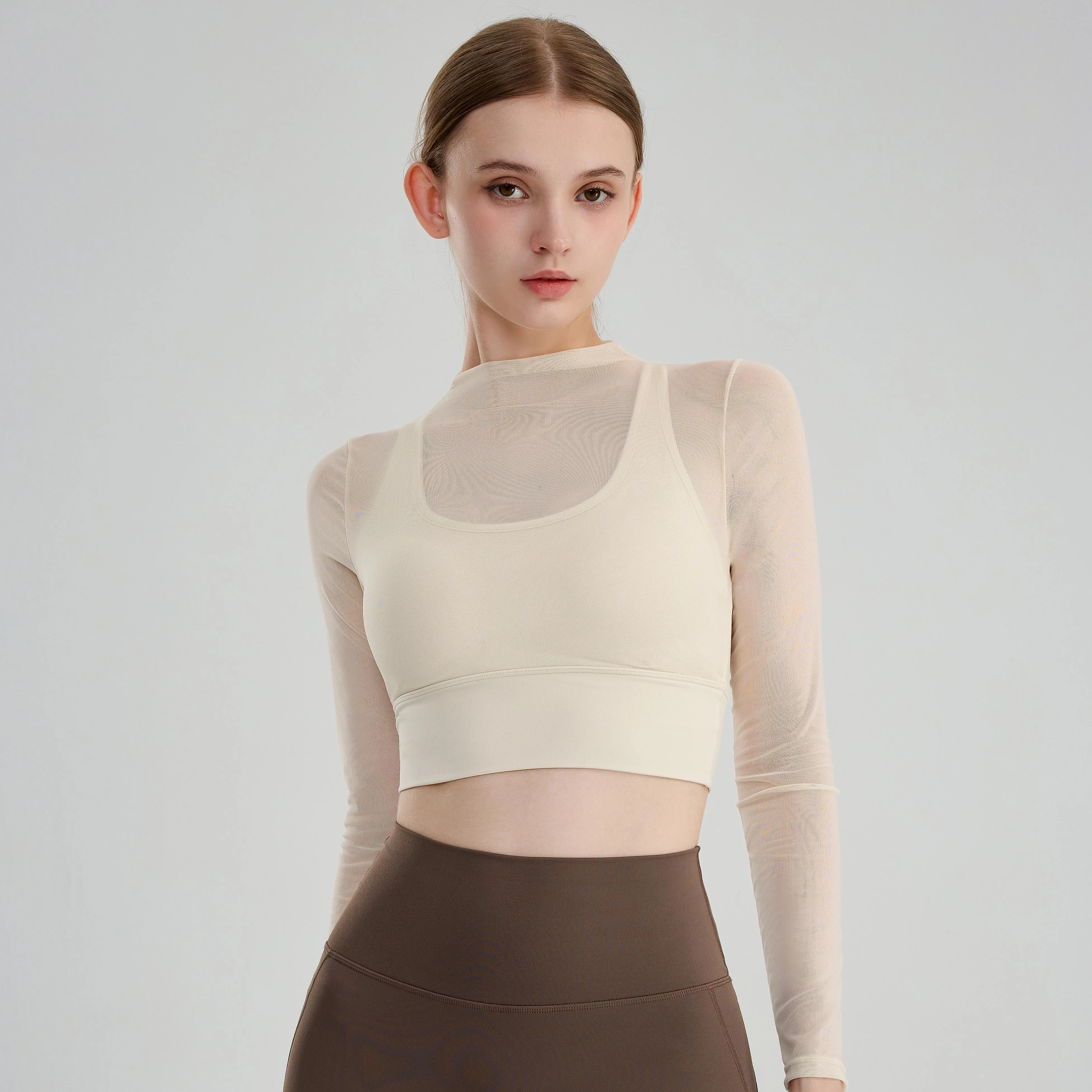 Women's Yoga Shirt Breathable Yoga Top Mesh Patches Slim-Fit Design Inner Bra Crossed Straps Double-Layered Sportwear Gym