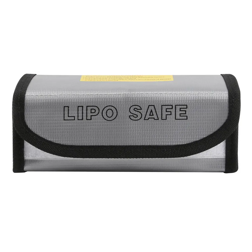 Sac de sécurité pour batterie Lipo antidéflagrant ouvert, avec batterie à l'intérieur, détail des coutures.