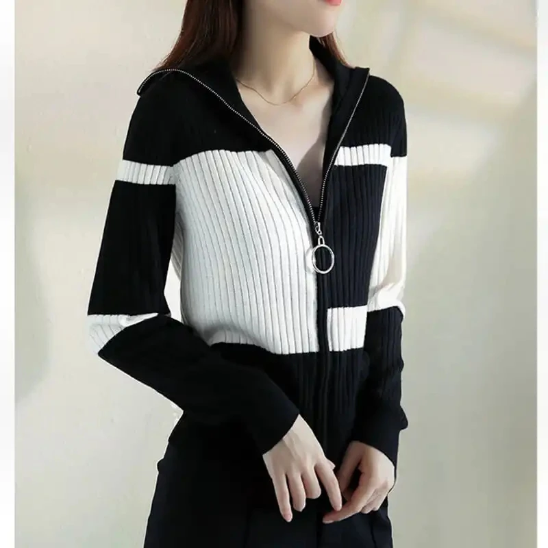 

Knitted Jacket Female 2023 Autumn Striped Slim Coat Simple Contrast Color All-Match Zipper Cardigan mujer Women Blouses Tops
