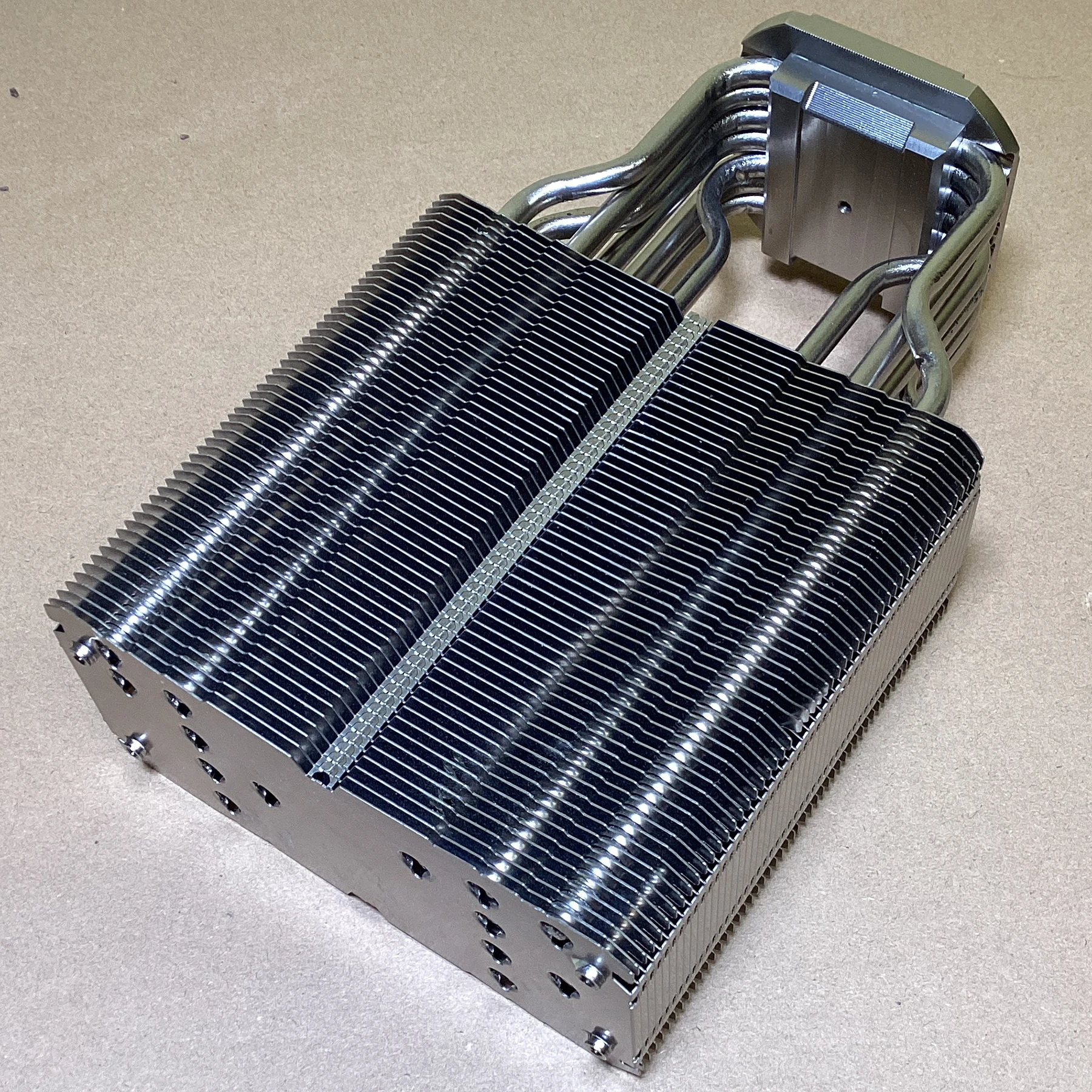 Cooling LED Chip Plateform Heatsink for High Power COB LED Copper Base + Copper Round Pipe with Heat Diffusion Cooling Fin