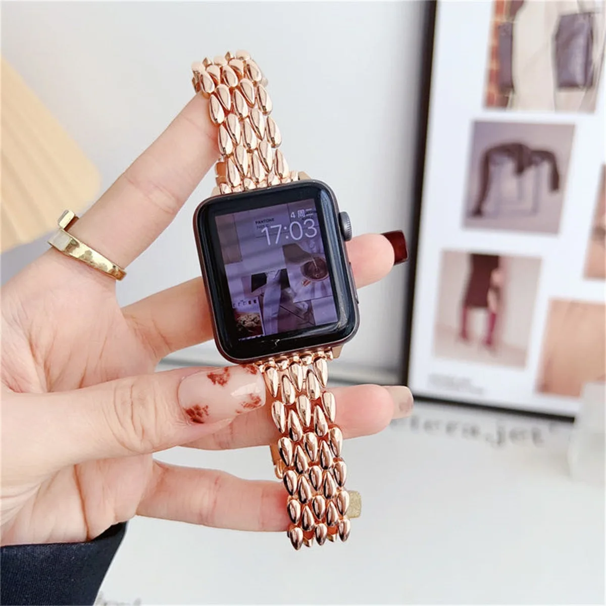 Cinturino per orologio per iWatch 42/44/45/46/49mm 38/40/41mm Cinturino per orologio in metallo alla moda per serie di orologi Ultra2 Serie 10/9/8/7/6/5/4/3/2/1_voghion.com