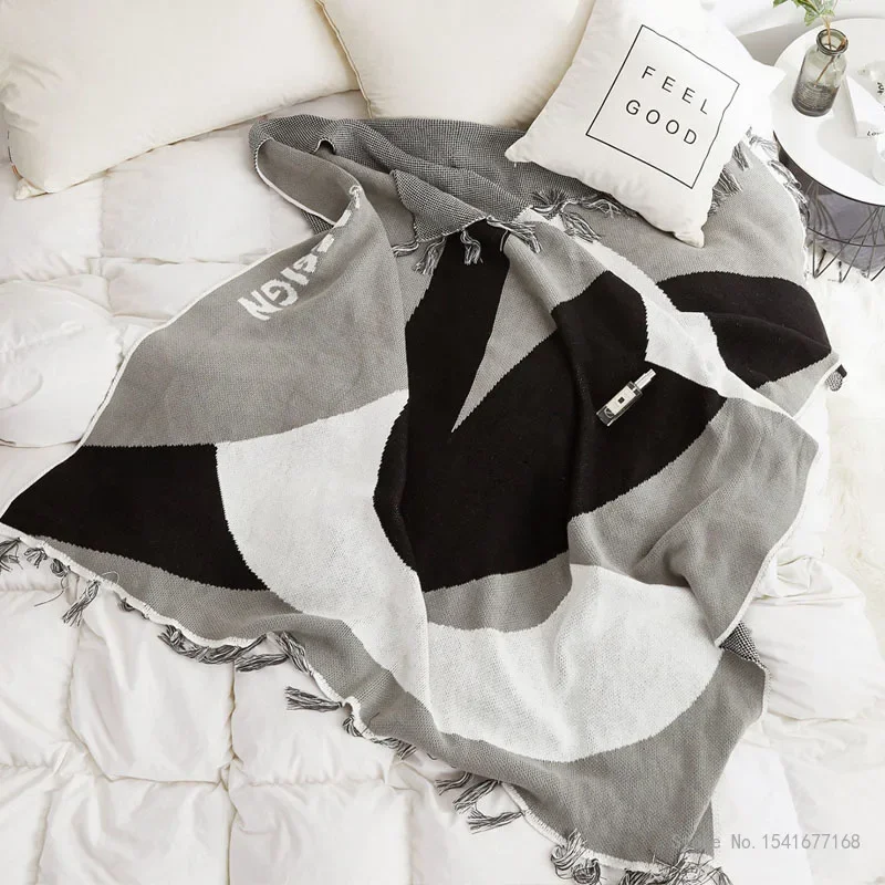 Knitted Tassel Cotton Blanket, Sofa Cover, Office Lunch Break, Air Conditioning Photography Props, Pastoral Nordic style blanket