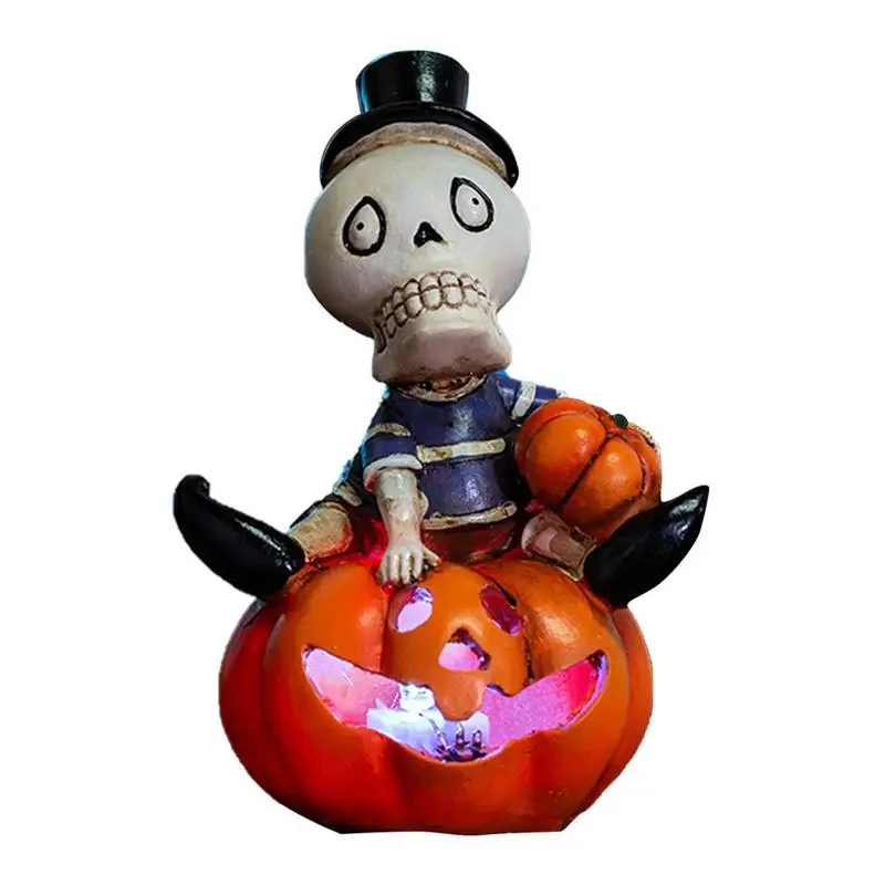 

Pumpkin Shaped Lantern Skull LED Pumpkin Statue Lantern Halloween Pumpkin Lantern LED Night Light Flickering Flameless Light For