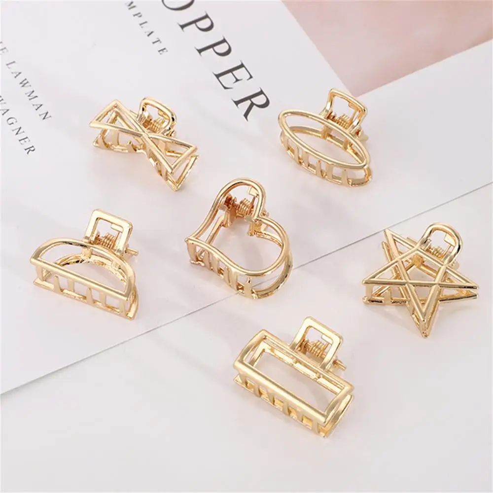 Description Picture 2 of itemGeometric Hair Claw Clamps Hair Crab Moon Shape Metal Hair Clip Claws Solid Color Accessories Hairpin Mini Size for Girl