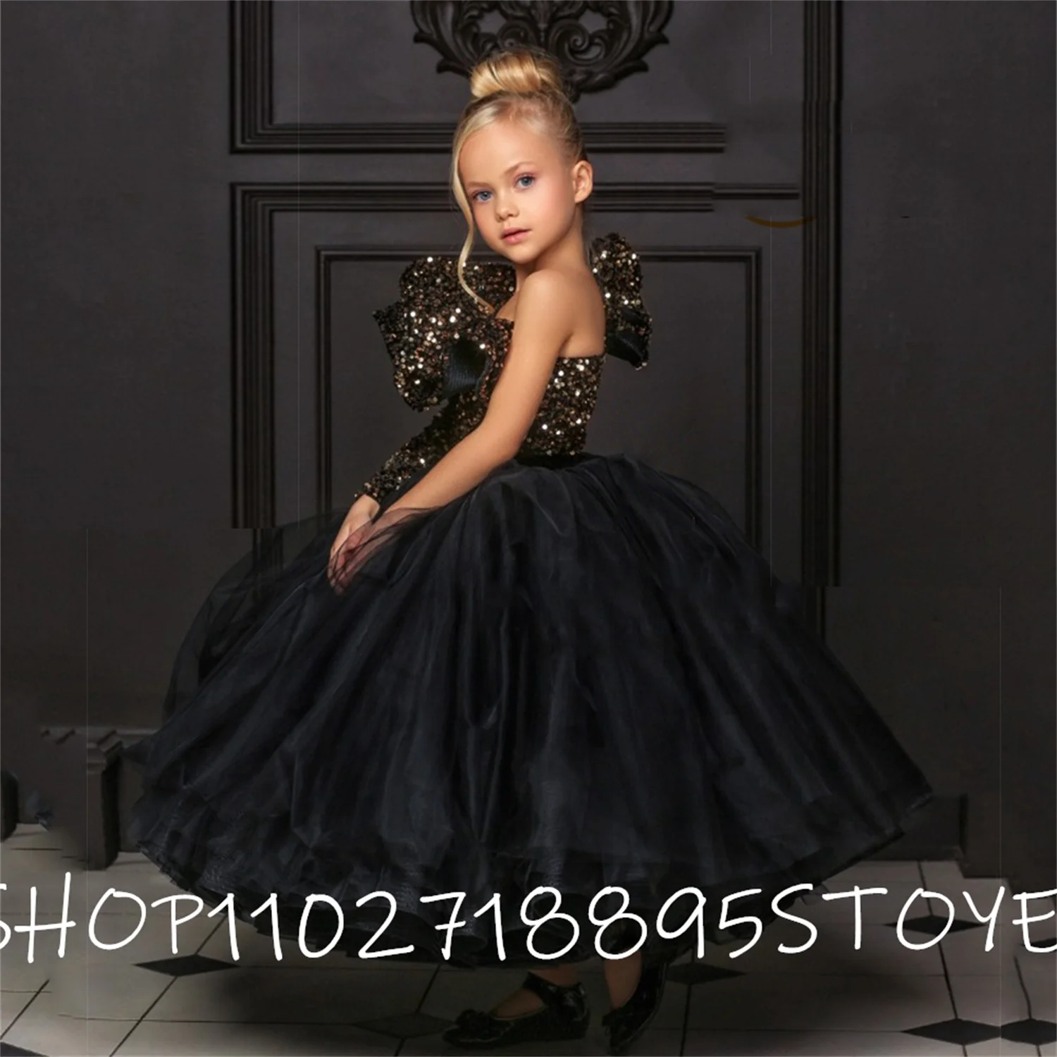 

Black Scoop Full Sleeve Christmas Gown for Party 2023 Square Collar Velvet Sequined Christening Girl Dress Winter