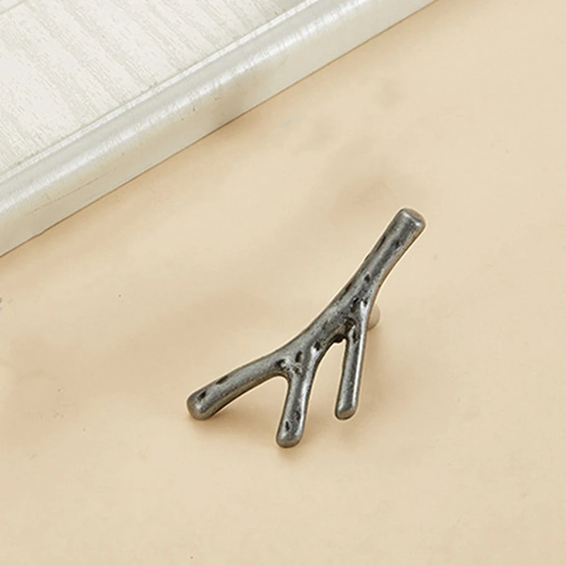 Slide image 3c7e64f023c84d18a43dfd76bfa191c6