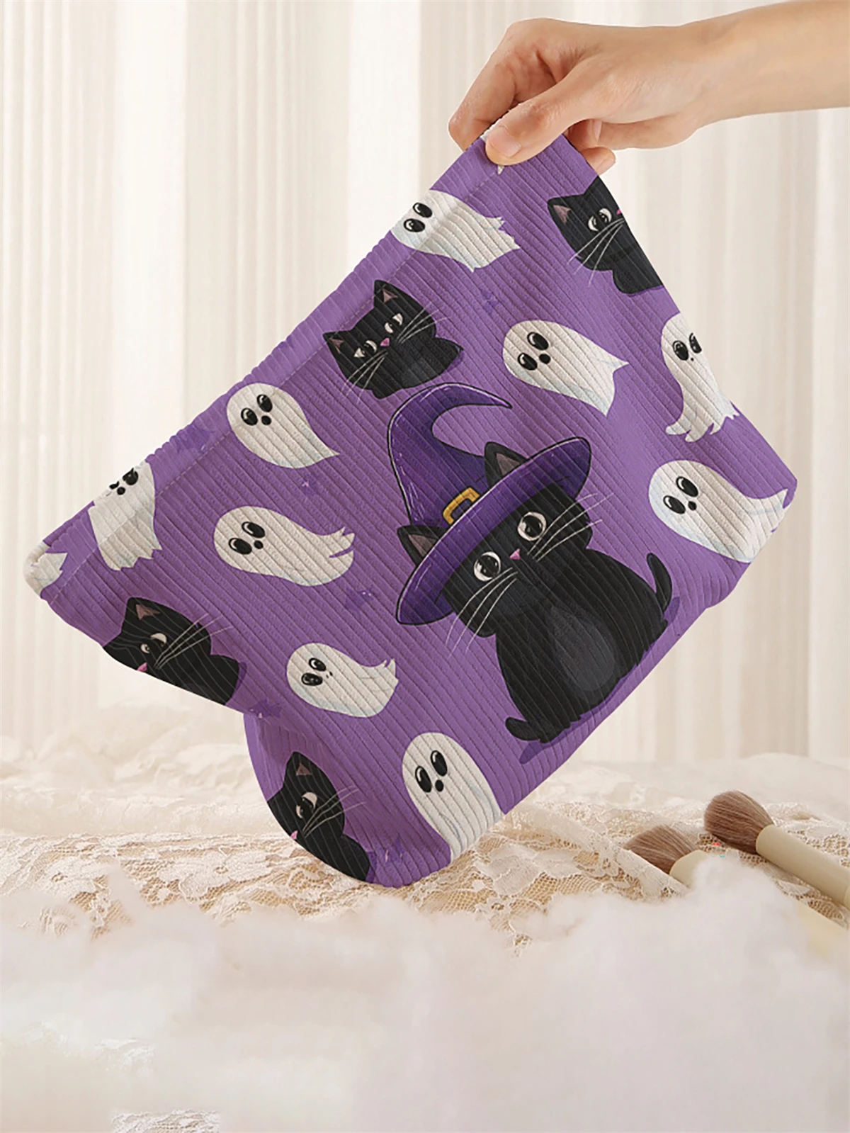 Halloween printed corduroy zipper makeup bag, lightweight and multifunctional makeup storage bag
