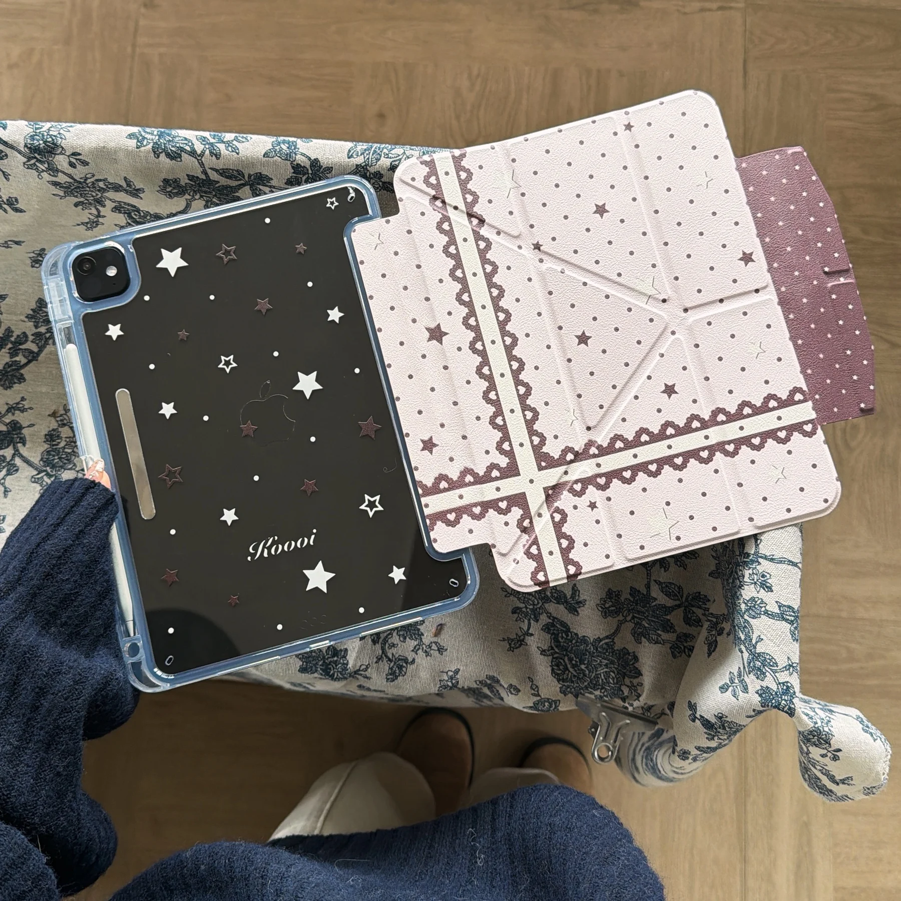 Stylish Stars Tablet Case - Durable Protective Cover with Cosmic Design